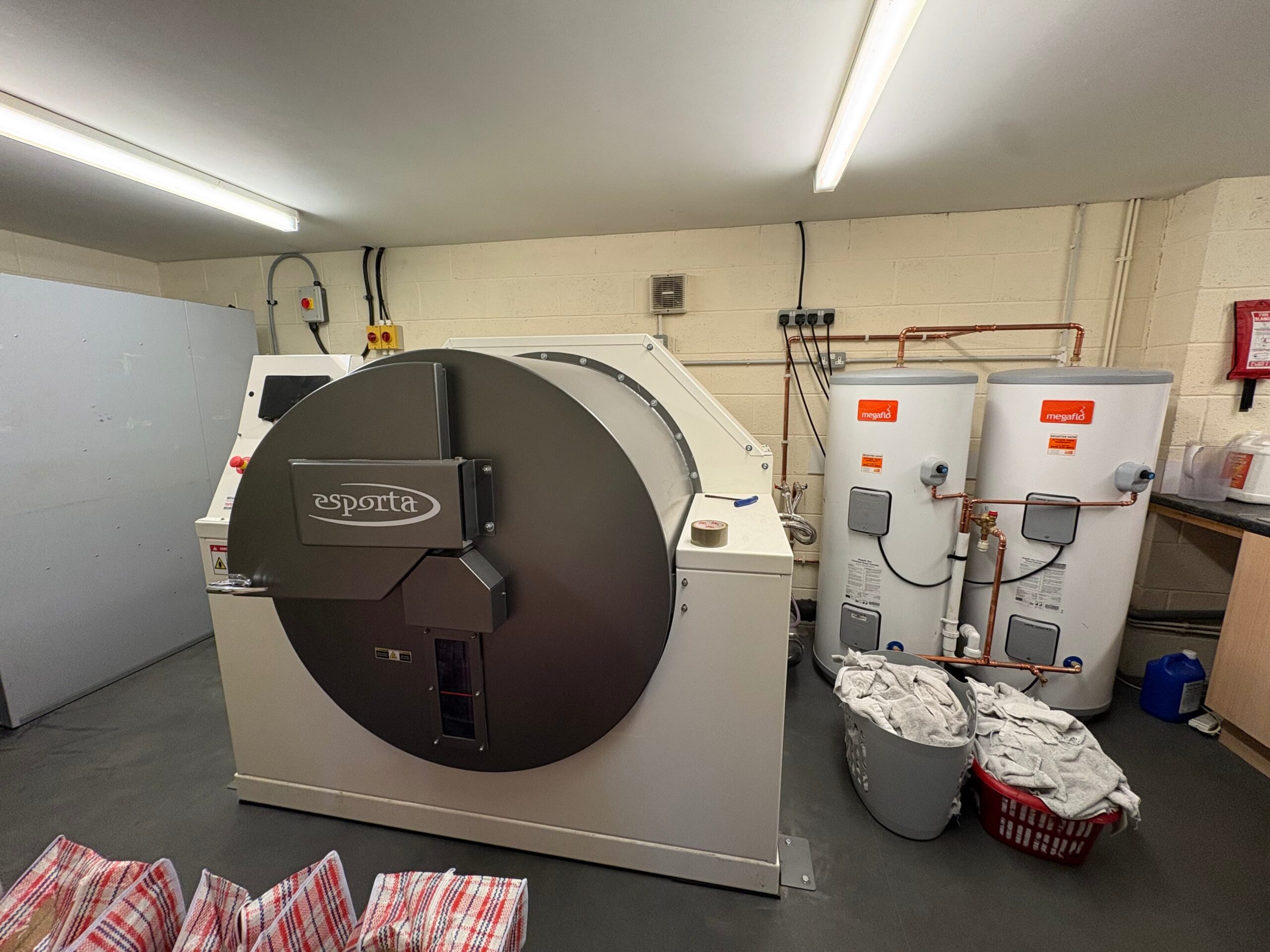 Esporta Cleaning Machine | Disaster Care North